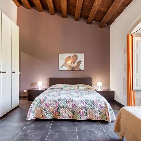 Vintage Holiday Home In Ragusa Ibla With Balcony Exterior photo