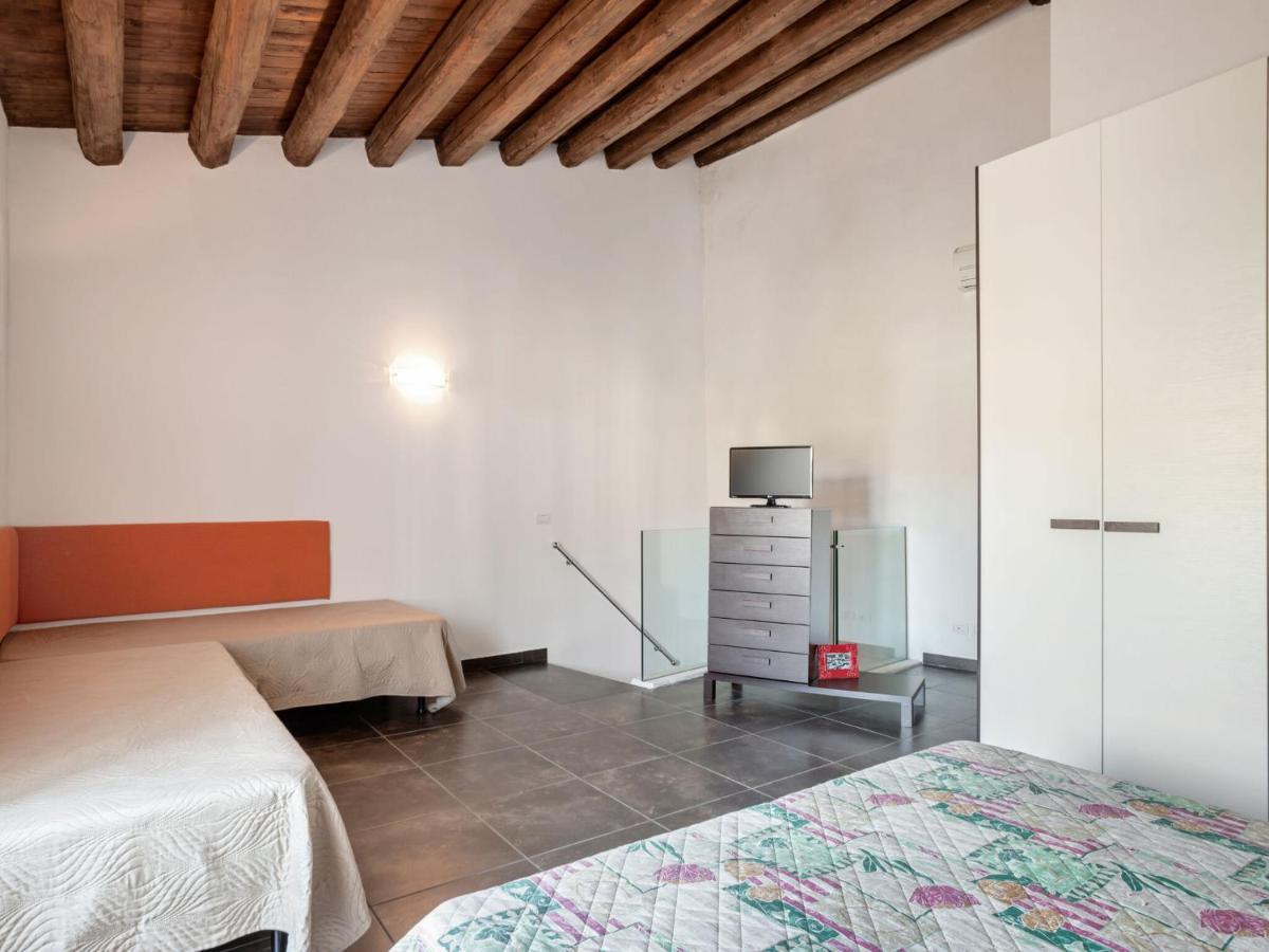 Vintage Holiday Home In Ragusa Ibla With Balcony Exterior photo